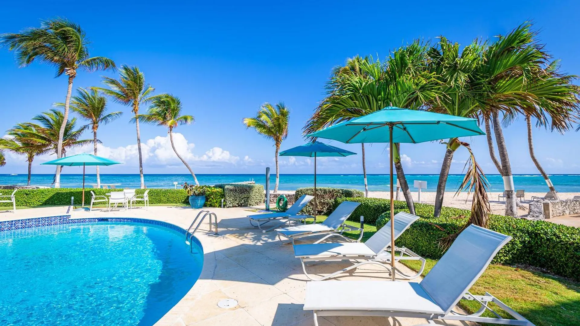 Daire Beach Living At Sunrise To Sunset Villa West Bay Cayman Adaları