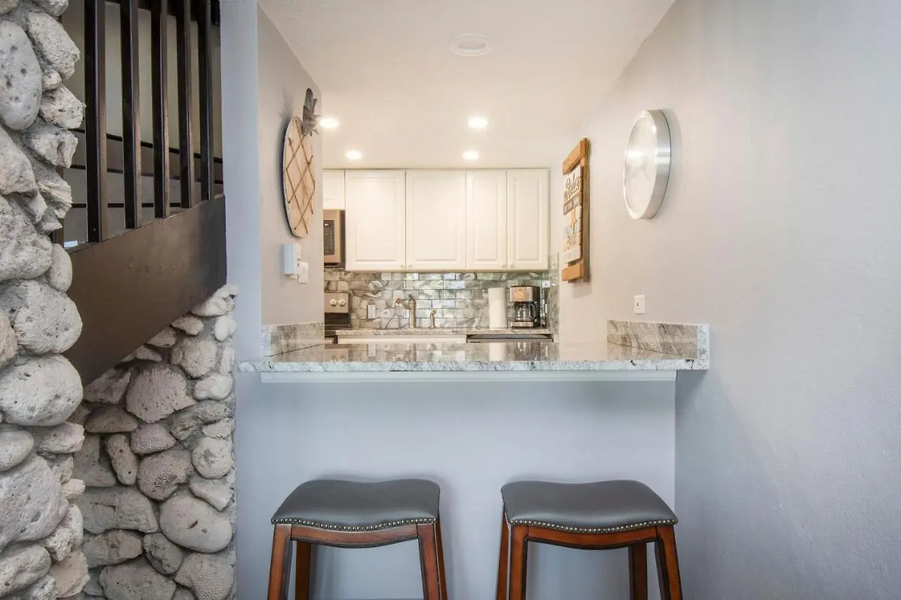 Beach Living At Sunrise To Sunset Villa West Bay Apartamento